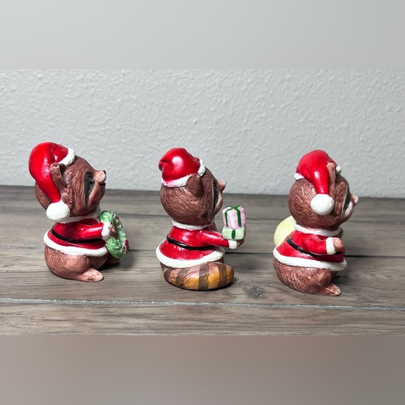 VINTAGE SET OF 3 HOMCO #5611 Christmas Santa Raccoon Figurines Porcelain Ceramic - Picture 4 of 6